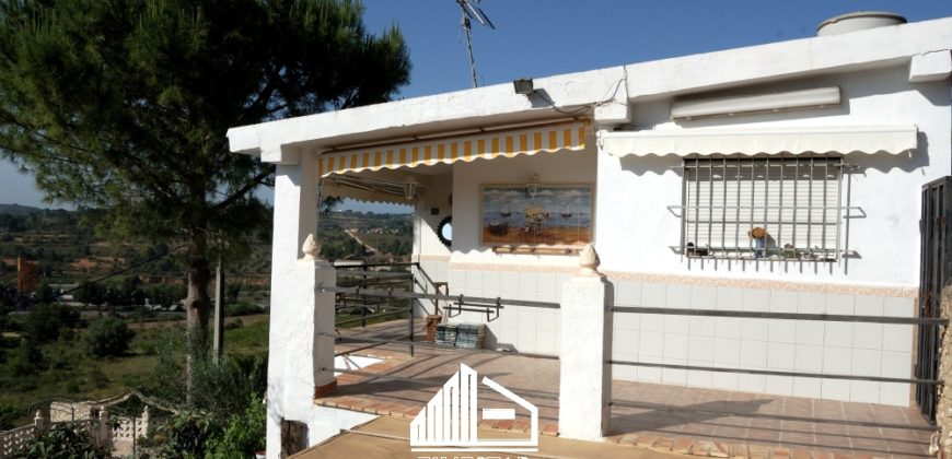 HOUSE IN THE SERRETA
