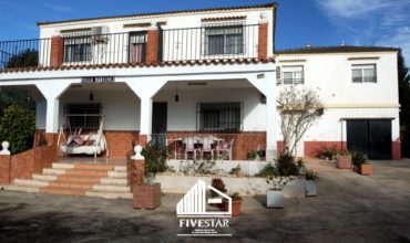 VILLA MARTINEZ