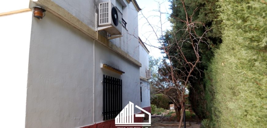 VILLA MARTINEZ