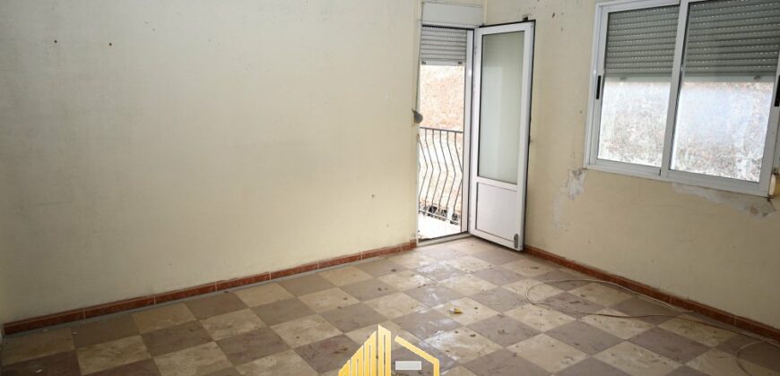 APARTMENT TO RENOVATE IN XATIVA