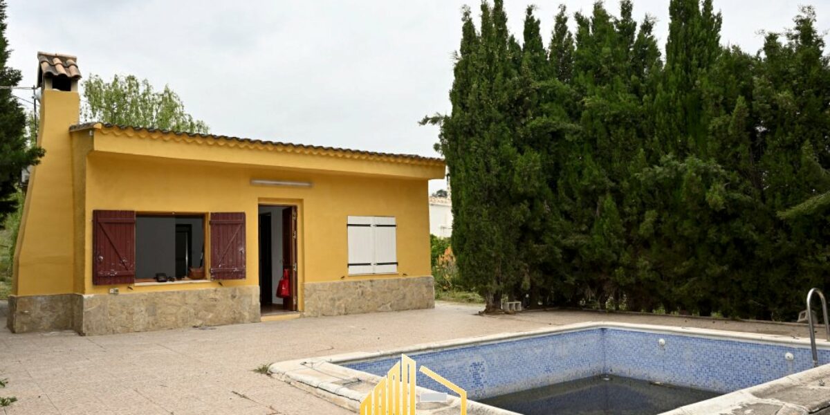 LITTLE HOUSE IN ALBORACHE