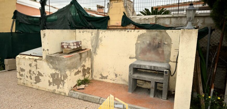 LITTLE HOUSE IN ALBORACHE