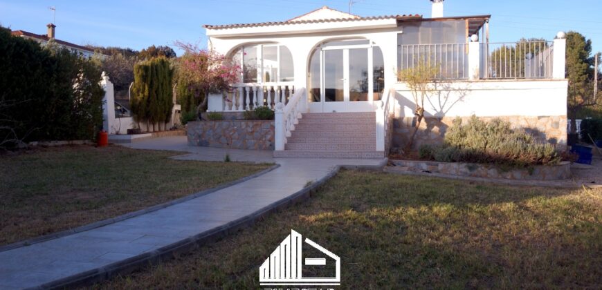 VILLA BATROUNI