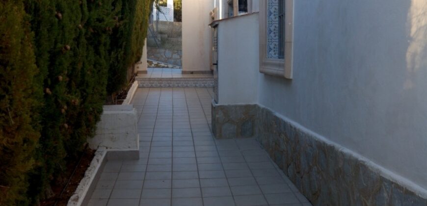 VILLA BATROUNI