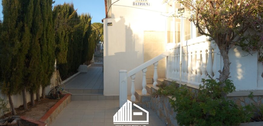 VILLA BATROUNI