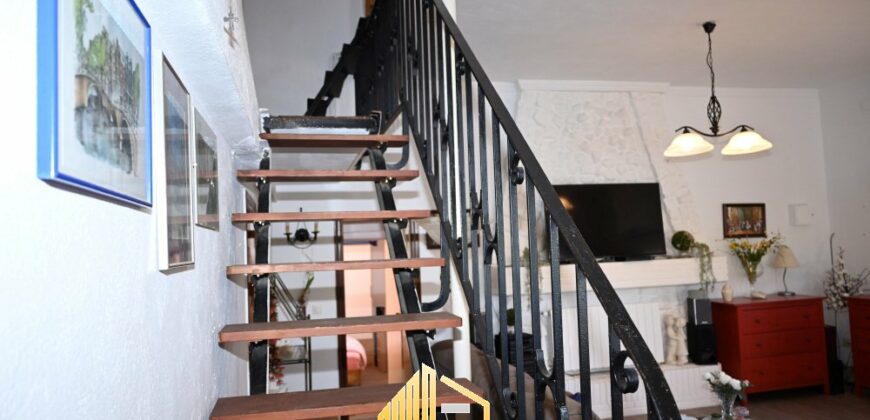 MELANIE´S HOUSE