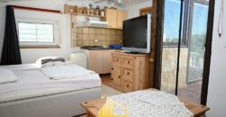 MELANIE´S HOUSE