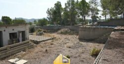 PARCELA CON CONSTRUCCION EN LLIRIA