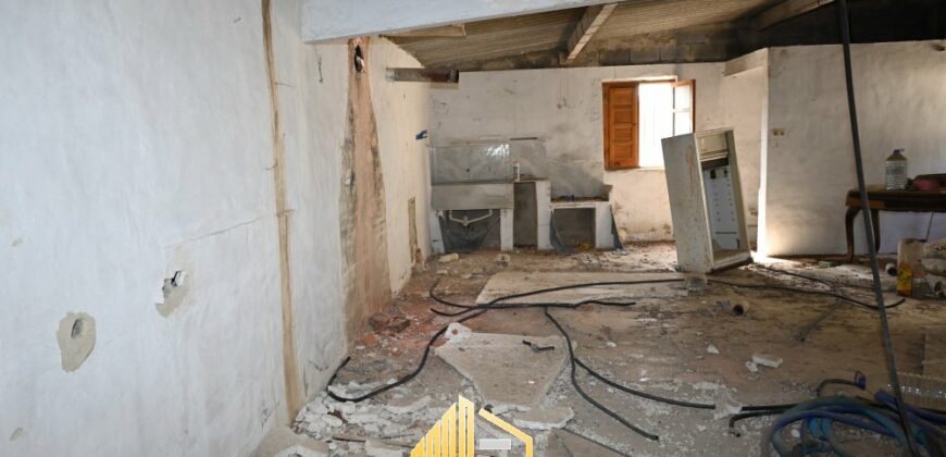 PARCELA CON CONSTRUCCION EN LLIRIA