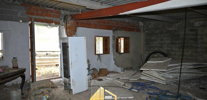 PARCELA CON CONSTRUCCION EN LLIRIA