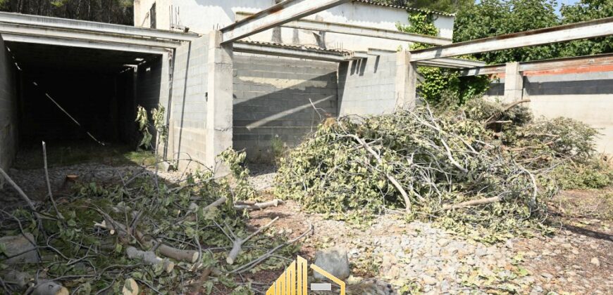 PARCELA CON CONSTRUCCION EN LLIRIA