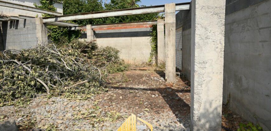 PARCELA CON CONSTRUCCION EN LLIRIA