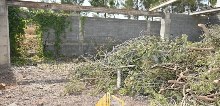 PARCELA CON CONSTRUCCION EN LLIRIA