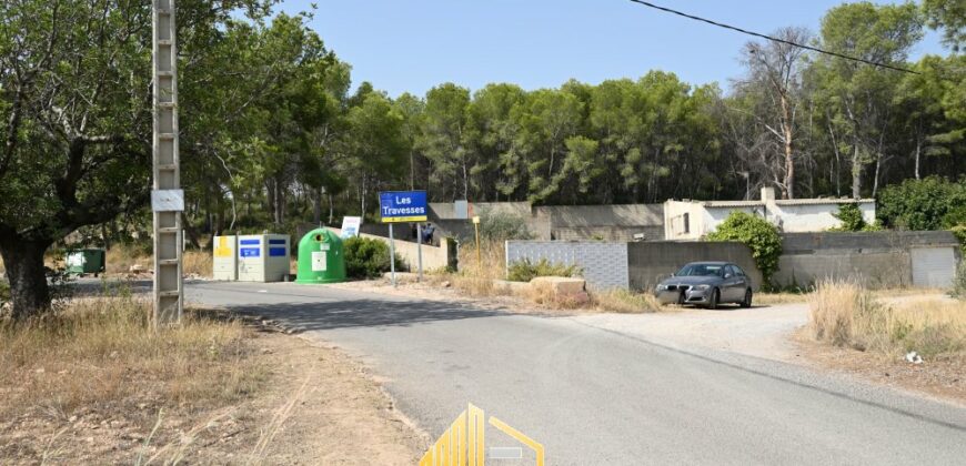 PARCELA CON CONSTRUCCION EN LLIRIA