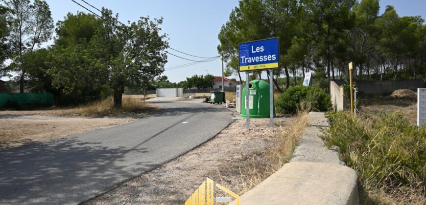 PARCELA CON CONSTRUCCION EN LLIRIA