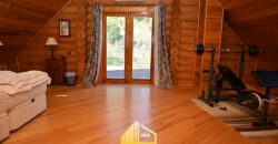 SPECTACULAR WOODEN HOUSE