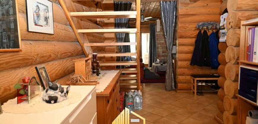 SPECTACULAR WOODEN HOUSE