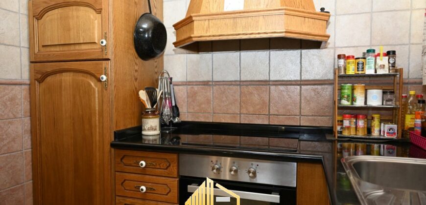 SPECTACULAR WOODEN HOUSE