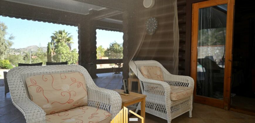 SPECTACULAR WOODEN HOUSE