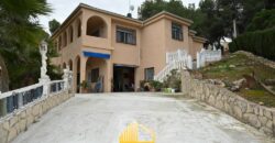 VILLA EN MONTECABRERA