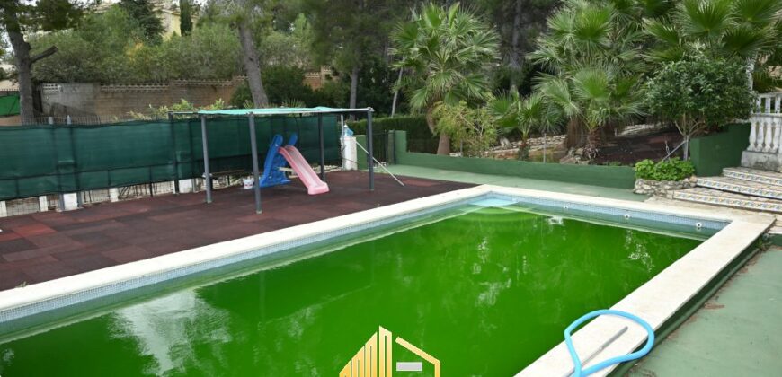 VILLA EN MONTECABRERA