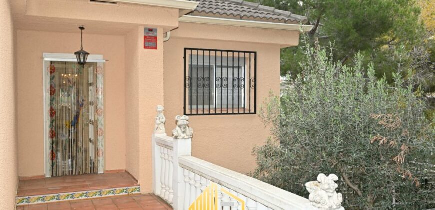 VILLA EN MONTECABRERA