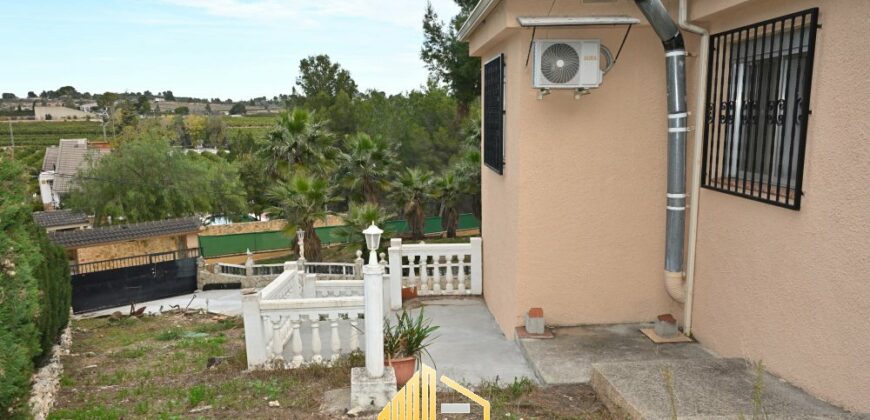 VILLA EN MONTECABRERA