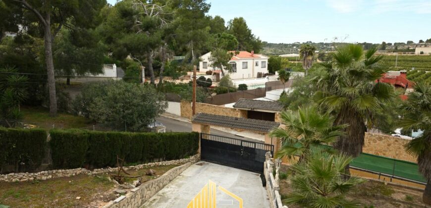 VILLA EN MONTECABRERA