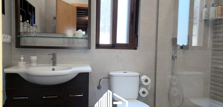 MARTINA’S WOODEN HOUSE