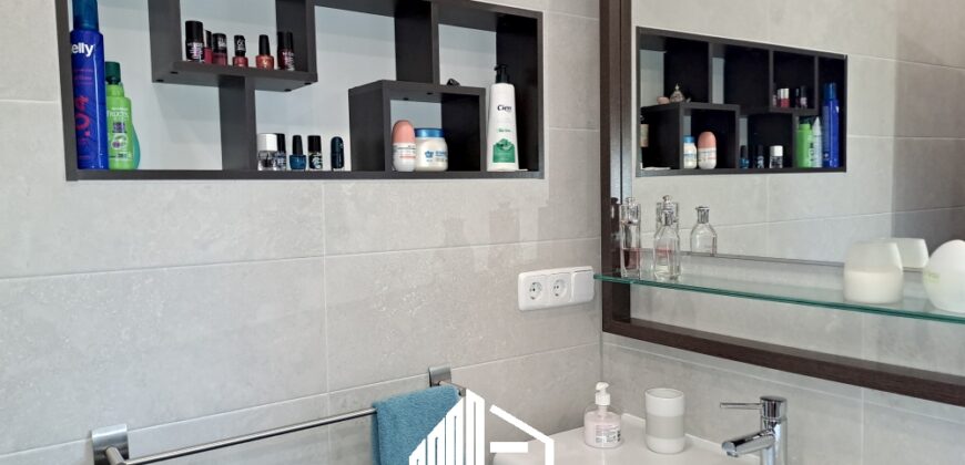 MARTINA’S WOODEN HOUSE