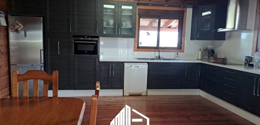 MARTINA’S WOODEN HOUSE