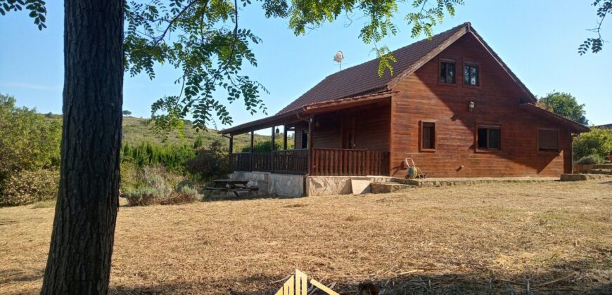 MARTINA’S WOODEN HOUSE